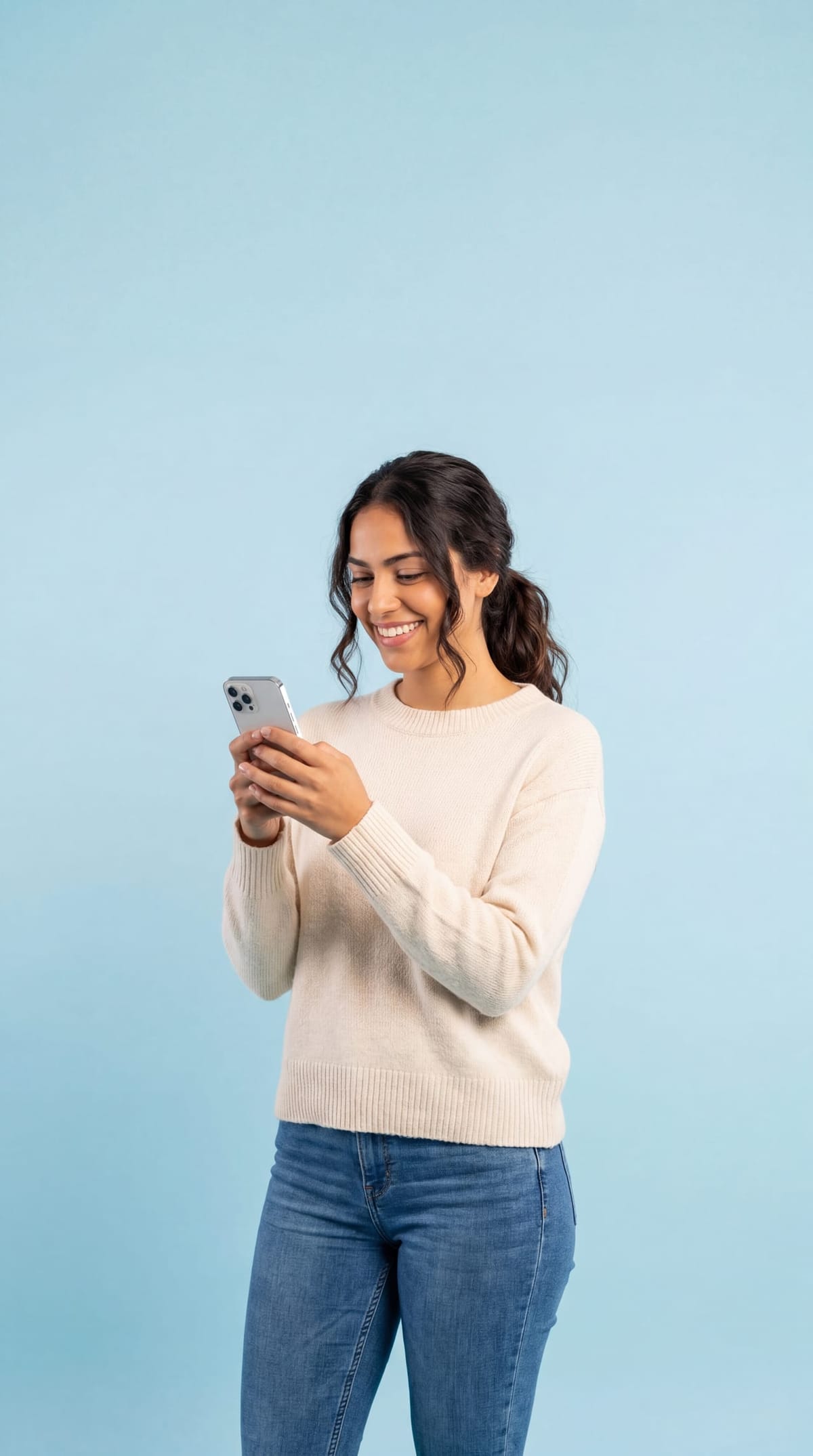 Happy Mobile Fix customer holding her repaired phone